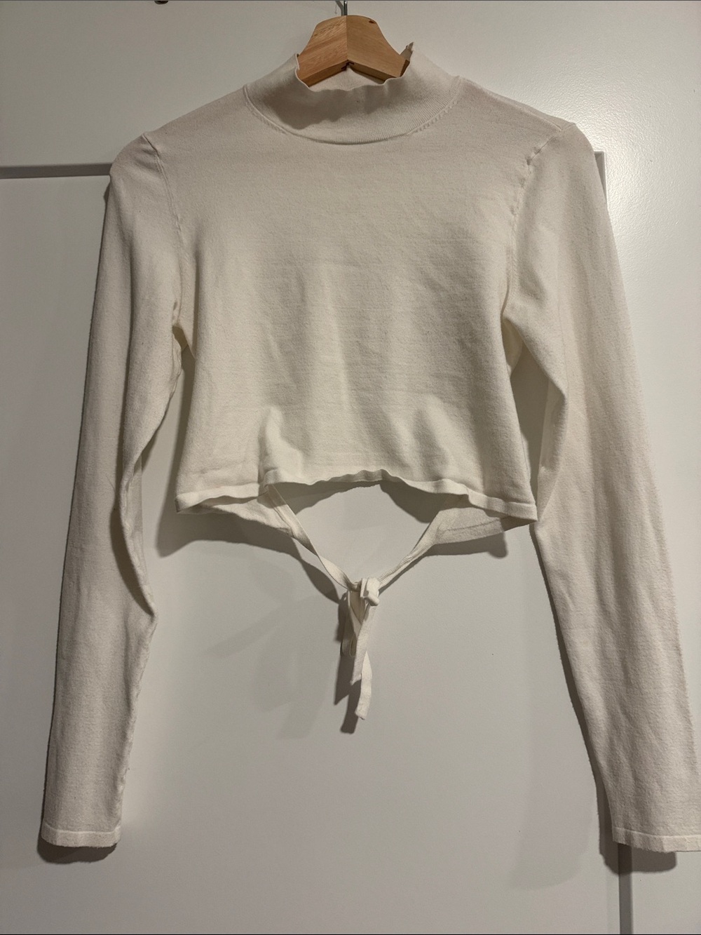 Cropped Tie-Front Long Sleeve Top in Cream